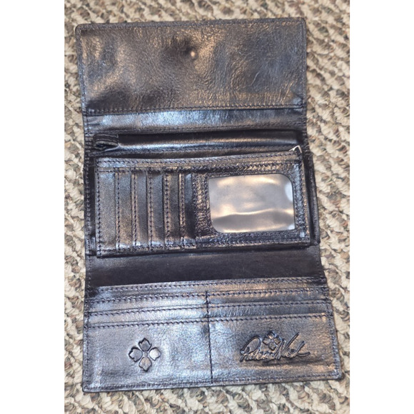 Patricia Nash Annesley Embossed Black Leather Wallet Wristlet Clutch Purse Boho - Picture 4 of 7